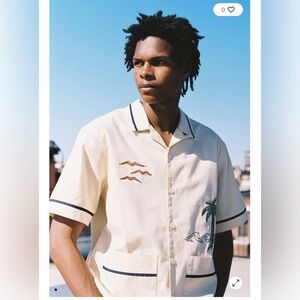 UO Tipped Embroidered Cabana Shirt Men’s Size S